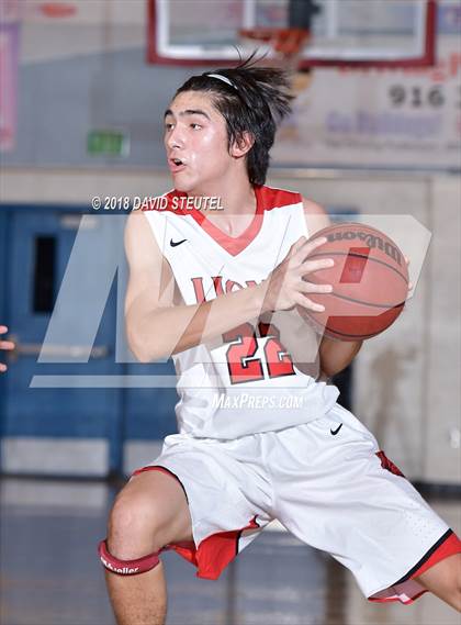 Thumbnail 3 in Fairfield vs. McClatchy (Folsom Bulldog Classic) photogallery.
