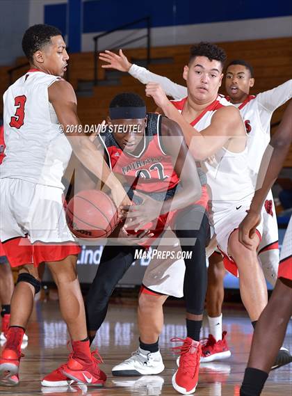 Thumbnail 2 in Fairfield vs. McClatchy (Folsom Bulldog Classic) photogallery.