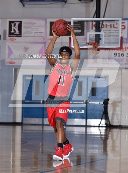 Thumbnail 1 in Fairfield vs. McClatchy (Folsom Bulldog Classic) photogallery.