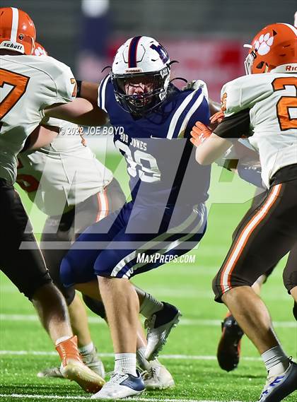 Thumbnail 1 in Grissom @ Bob Jones photogallery.