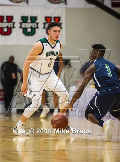 Thumbnail 2 in Chino Hills vs. High Point Christian Academy (Spalding Hoophall Classic) photogallery.