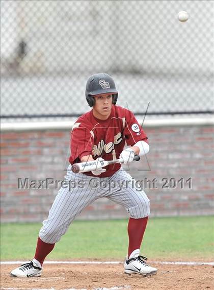 Thumbnail 2 in St. Francis vs. Clovis West (Hard 9 National Classic) photogallery.
