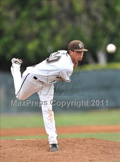 Thumbnail 1 in St. Francis vs. Clovis West (Hard 9 National Classic) photogallery.