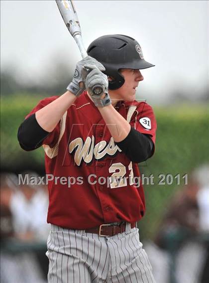 Thumbnail 3 in St. Francis vs. Clovis West (Hard 9 National Classic) photogallery.
