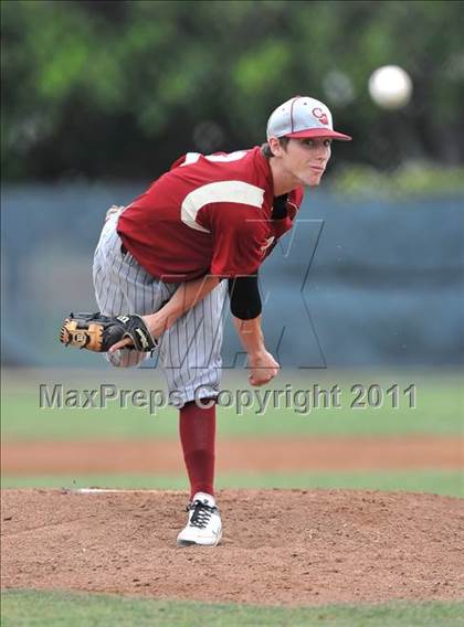 Thumbnail 3 in St. Francis vs. Clovis West (Hard 9 National Classic) photogallery.