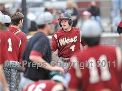 Thumbnail 3 in St. Francis vs. Clovis West (Hard 9 National Classic) photogallery.
