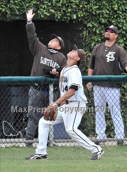 Thumbnail 2 in St. Francis vs. Clovis West (Hard 9 National Classic) photogallery.