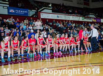 Thumbnail 2 in St. Ignatius vs. Sacred Heart Cathedral (CIF CCS Open Division Final) photogallery.
