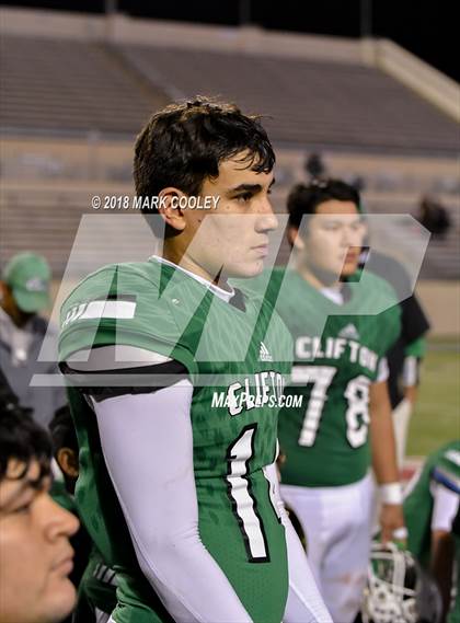 Thumbnail 2 in Clifton vs. Rice (UIL 3A D2 Bi-District) photogallery.