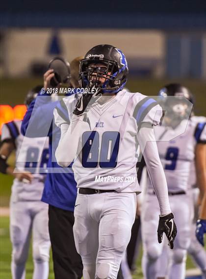 Thumbnail 2 in Clifton vs. Rice (UIL 3A D2 Bi-District) photogallery.