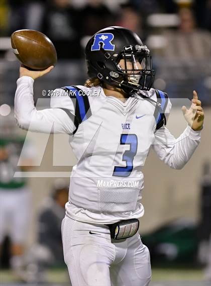 Thumbnail 3 in Clifton vs. Rice (UIL 3A D2 Bi-District) photogallery.