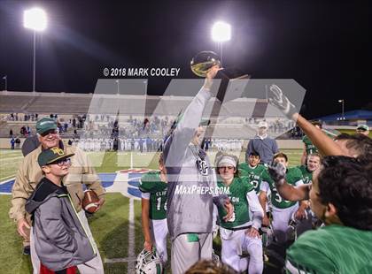 Thumbnail 2 in Clifton vs. Rice (UIL 3A D2 Bi-District) photogallery.