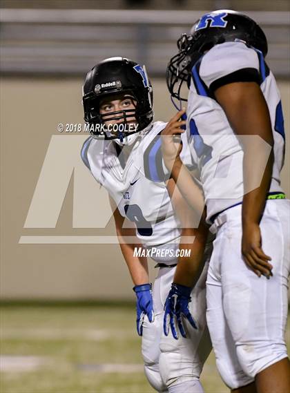 Thumbnail 3 in Clifton vs. Rice (UIL 3A D2 Bi-District) photogallery.