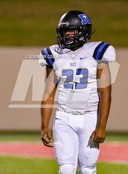 Thumbnail 3 in Clifton vs. Rice (UIL 3A D2 Bi-District) photogallery.