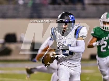 Thumbnail 2 in Clifton vs. Rice (UIL 3A D2 Bi-District) photogallery.