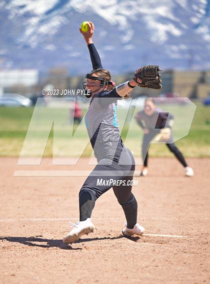 Thumbnail 1 in Farmington @ Weber photogallery.