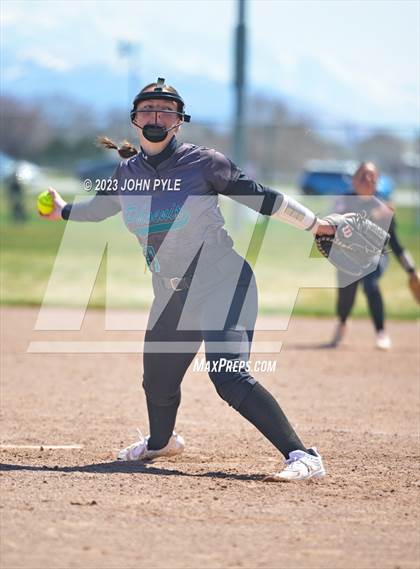 Thumbnail 1 in Farmington @ Weber photogallery.