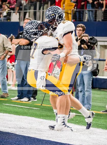 Thumbnail 1 in Highland Park vs. Mansfield Legacy (UIL 5A D1 Quarter-Final) photogallery.
