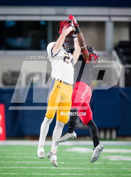 Thumbnail 1 in Highland Park vs. Mansfield Legacy (UIL 5A D1 Quarter-Final) photogallery.