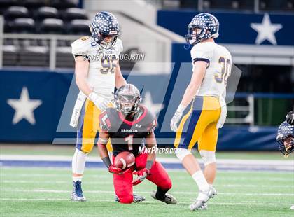 Thumbnail 1 in Highland Park vs. Mansfield Legacy (UIL 5A D1 Quarter-Final) photogallery.