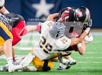 Thumbnail 3 in Highland Park vs. Mansfield Legacy (UIL 5A D1 Quarter-Final) photogallery.
