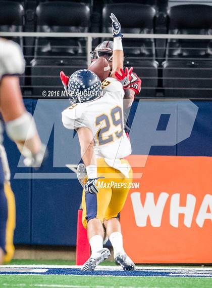 Thumbnail 1 in Highland Park vs. Mansfield Legacy (UIL 5A D1 Quarter-Final) photogallery.