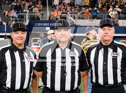 Thumbnail 1 in Highland Park vs. Mansfield Legacy (UIL 5A D1 Quarter-Final) photogallery.