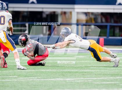 Thumbnail 3 in Highland Park vs. Mansfield Legacy (UIL 5A D1 Quarter-Final) photogallery.