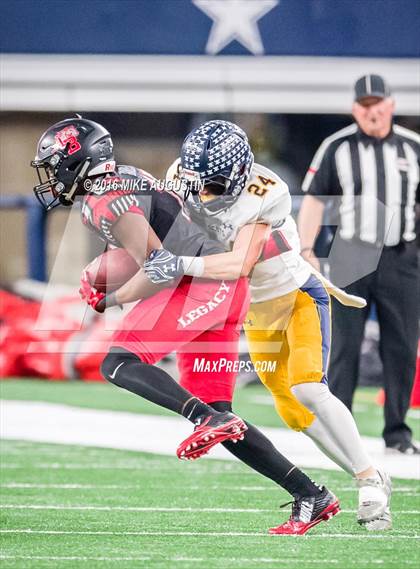 Thumbnail 2 in Highland Park vs. Mansfield Legacy (UIL 5A D1 Quarter-Final) photogallery.