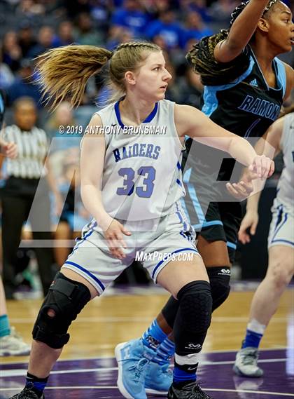 Thumbnail 3 in Ramona vs. Caruthers (CIF State D5 Final) photogallery.