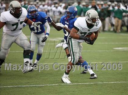 Thumbnail 2 in Hightower vs. West Brook (Texas 5A Region III Area Playoffs) photogallery.