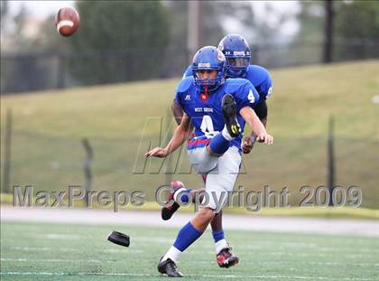 Thumbnail 2 in Hightower vs. West Brook (Texas 5A Region III Area Playoffs) photogallery.