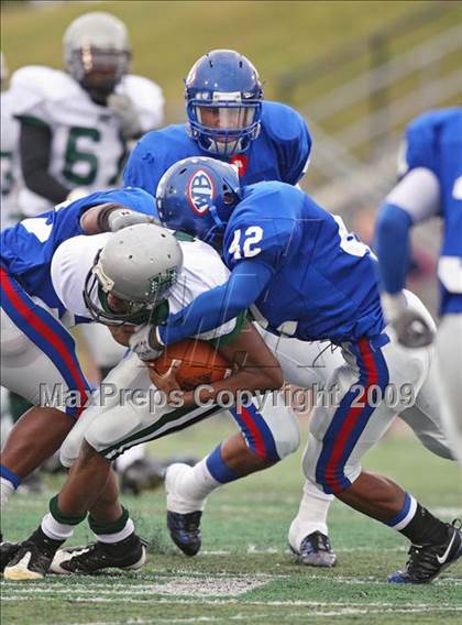 Thumbnail 2 in Hightower vs. West Brook (Texas 5A Region III Area Playoffs) photogallery.