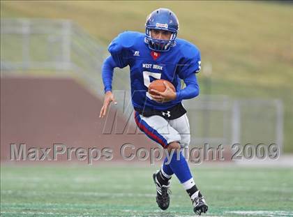 Thumbnail 3 in Hightower vs. West Brook (Texas 5A Region III Area Playoffs) photogallery.