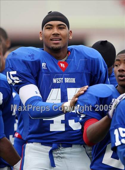 Thumbnail 1 in Hightower vs. West Brook (Texas 5A Region III Area Playoffs) photogallery.