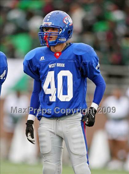 Thumbnail 1 in Hightower vs. West Brook (Texas 5A Region III Area Playoffs) photogallery.