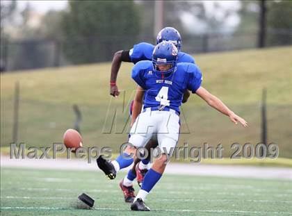 Thumbnail 1 in Hightower vs. West Brook (Texas 5A Region III Area Playoffs) photogallery.