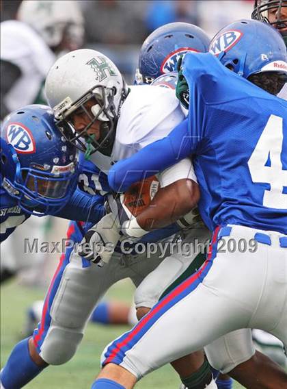 Thumbnail 2 in Hightower vs. West Brook (Texas 5A Region III Area Playoffs) photogallery.