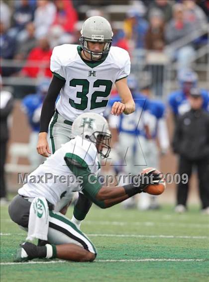 Thumbnail 2 in Hightower vs. West Brook (Texas 5A Region III Area Playoffs) photogallery.