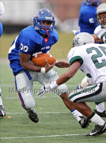 Thumbnail 1 in Hightower vs. West Brook (Texas 5A Region III Area Playoffs) photogallery.