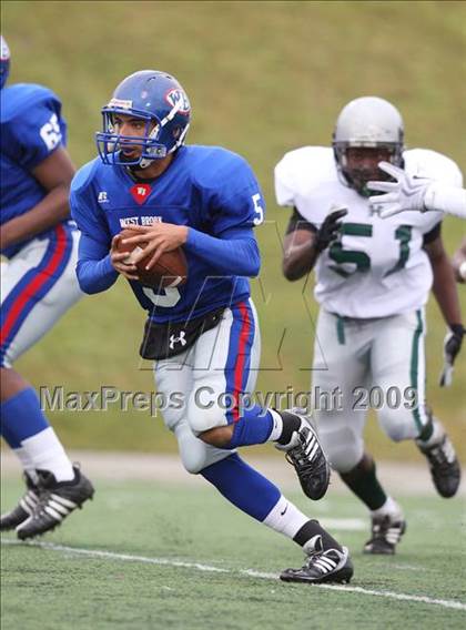 Thumbnail 2 in Hightower vs. West Brook (Texas 5A Region III Area Playoffs) photogallery.