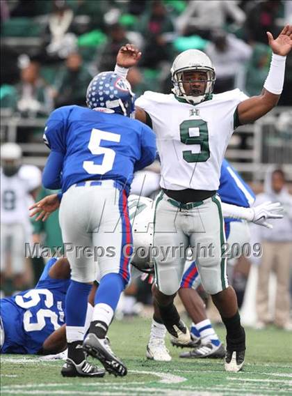 Thumbnail 3 in Hightower vs. West Brook (Texas 5A Region III Area Playoffs) photogallery.