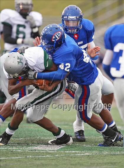 Thumbnail 3 in Hightower vs. West Brook (Texas 5A Region III Area Playoffs) photogallery.