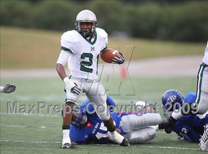 Thumbnail 2 in Hightower vs. West Brook (Texas 5A Region III Area Playoffs) photogallery.
