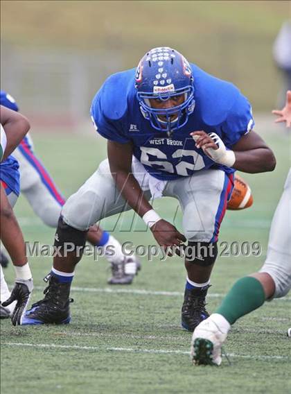 Thumbnail 1 in Hightower vs. West Brook (Texas 5A Region III Area Playoffs) photogallery.