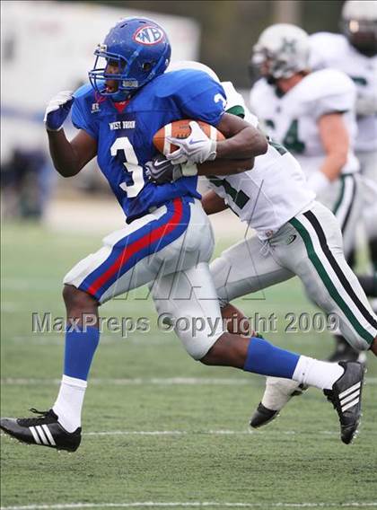 Thumbnail 1 in Hightower vs. West Brook (Texas 5A Region III Area Playoffs) photogallery.