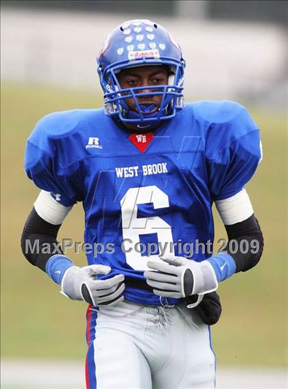 Thumbnail 3 in Hightower vs. West Brook (Texas 5A Region III Area Playoffs) photogallery.