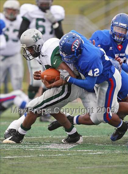 Thumbnail 2 in Hightower vs. West Brook (Texas 5A Region III Area Playoffs) photogallery.