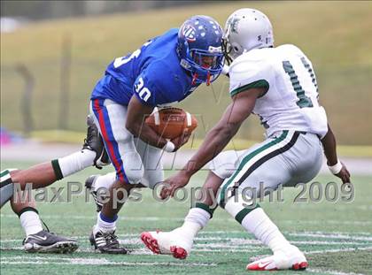 Thumbnail 2 in Hightower vs. West Brook (Texas 5A Region III Area Playoffs) photogallery.