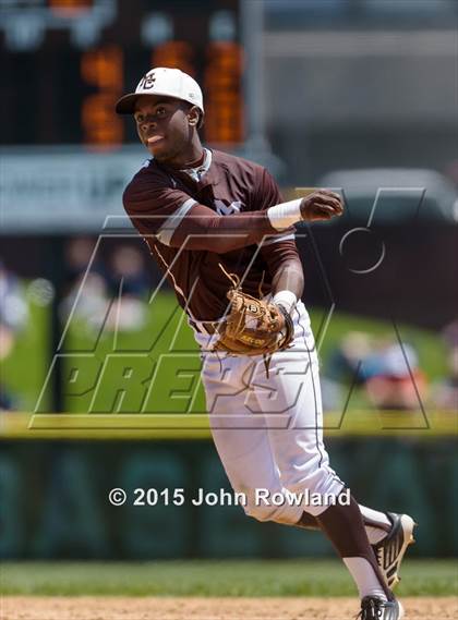 Thumbnail 2 in St. Rita v. Mt. Carmel (IHSA 4A Sectional Final) photogallery.
